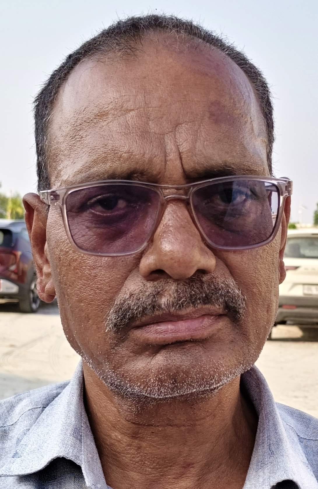जलालाबाद में गंगा एक्सप्रेस-वे स्थित टोल प्लाजा से गुजरते भारी वाहन। संवाद जलालाबाद में गंगा एक्सप्रेस-वे स्थित टोल प्लाजा से गुजरते भारी वाहन। संवाद