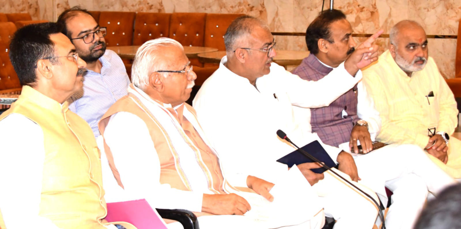 कार्यक्रम में अपने विचार रखते केंद्रीय मंत्री मनोहर लाल। सूचना विभाग कार्यक्रम में अपने विचार रखते केंद्रीय मंत्री मनोहर लाल। सूचना विभाग