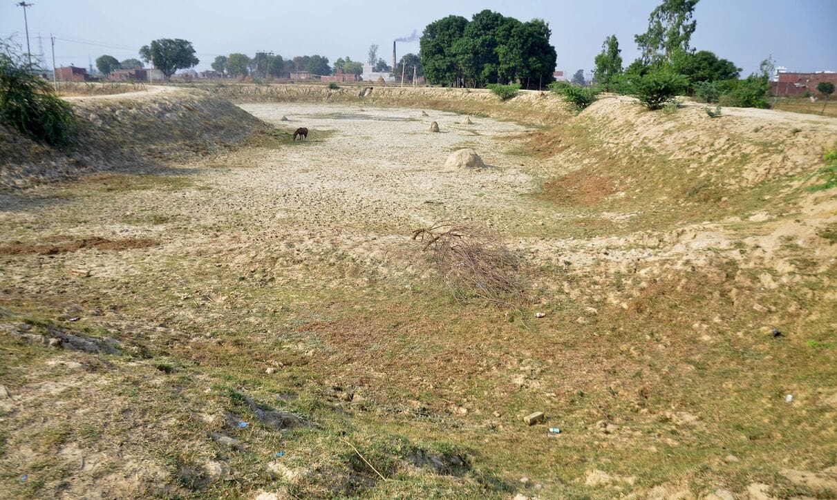 चिनौर स्थित निर्माणाधीन तालाब। संवाद चिनौर स्थित निर्माणाधीन तालाब। संवाद