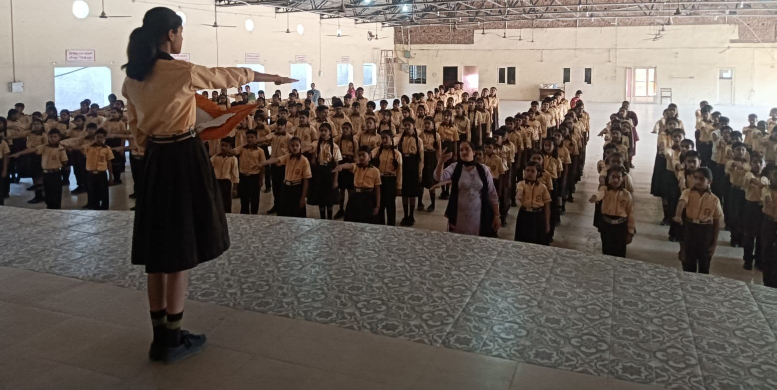 डाॅ. रोहित दत्त, प्राचार्य जीएमएन कॉलेज।