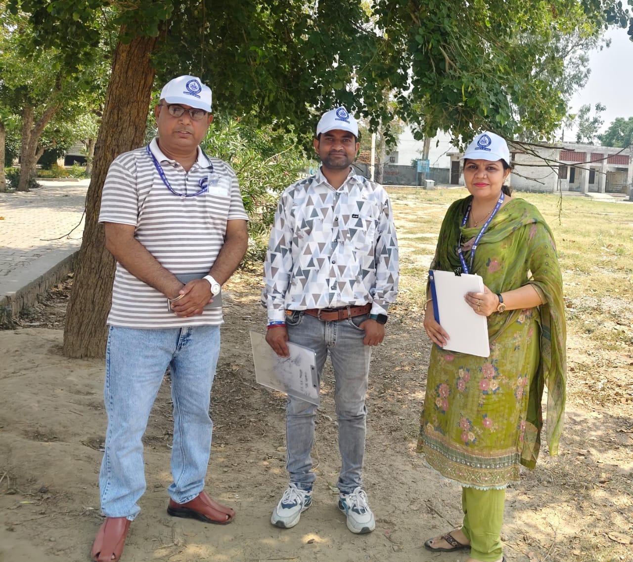कुरुक्षेत्र। जनगणना करती शिक्षिका। संवाद