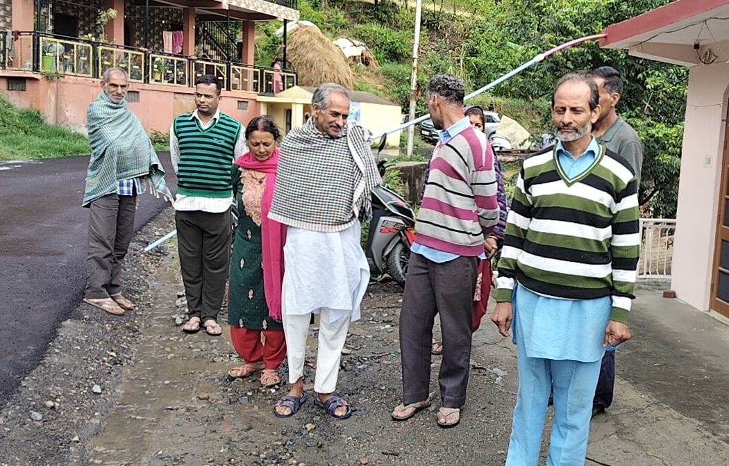 विद्यादत्त, धरोट निवासी।