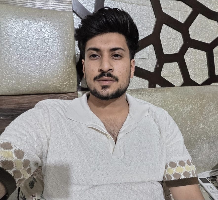 अब्बू कानूनगो,भोटा निवासी।