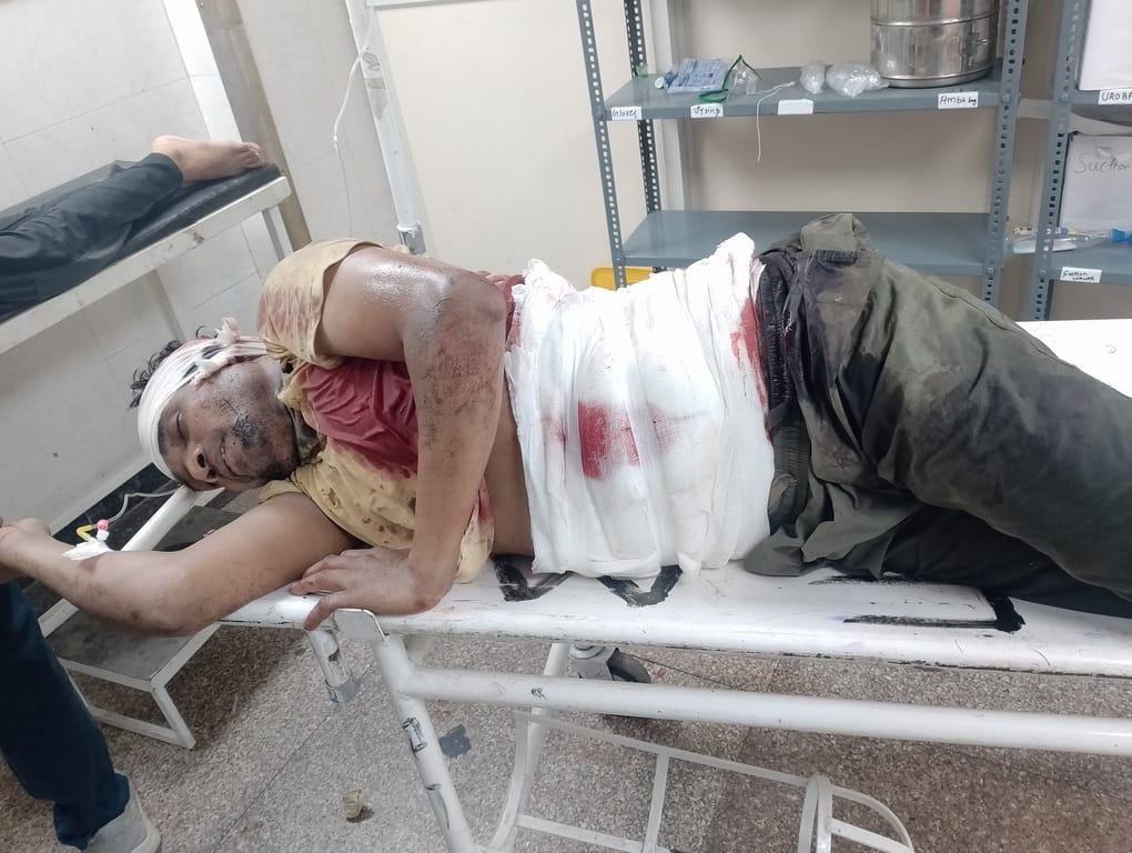 अस्पताल में उपचाराधीन अभिषेक। संवाद अस्पताल में उपचाराधीन अभिषेक। संवाद