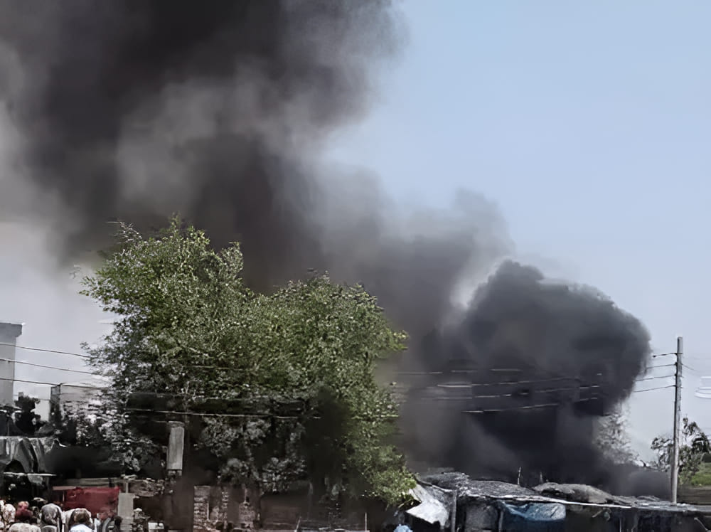 भिवाड़ी औद्योगिक क्षेत्र में धागा कंपनी में लगी आग। संवाद