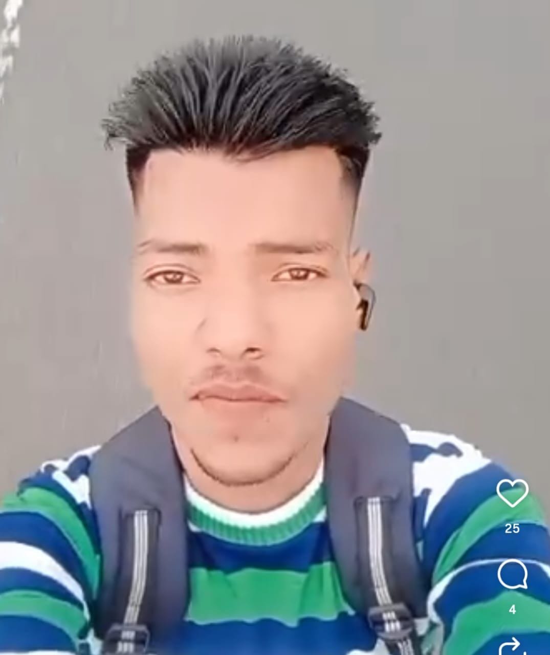 हंगामा कर रहे परिजनों को समझाती पुलिस।