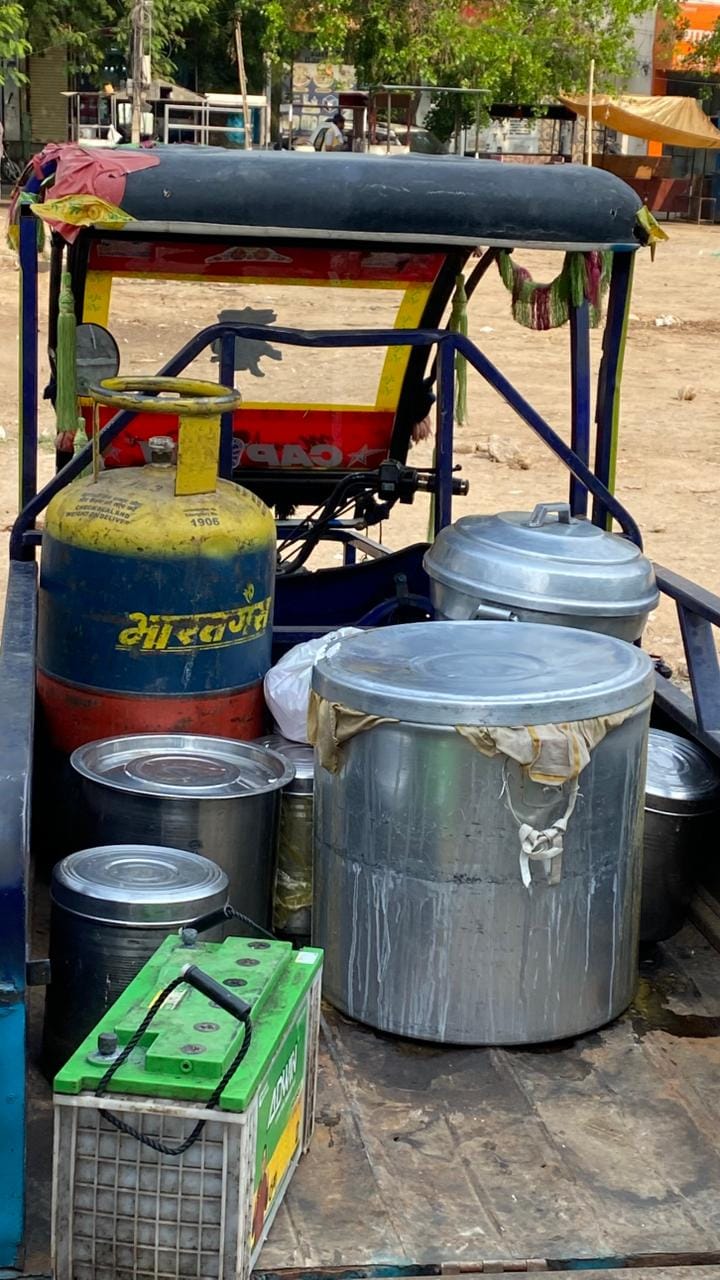 कुरुक्षेत्र। फूड मार्किट में लगी दूकान। संवाद