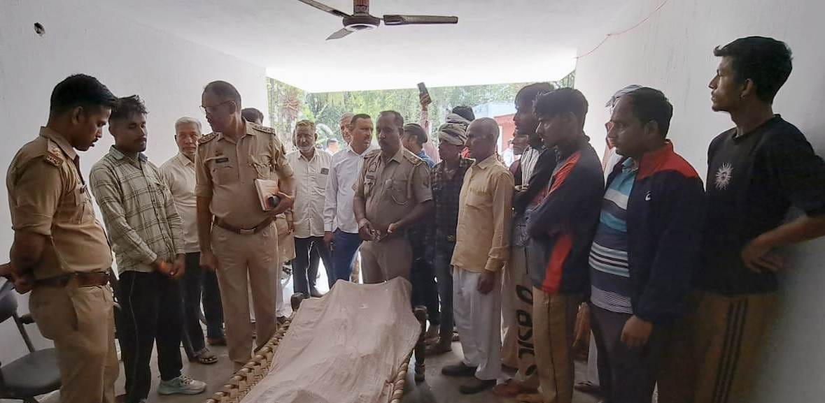 सरधना। मनोज का फाइल फोटो। परिजन