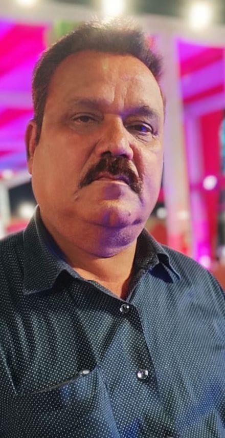शिवम दीक्षित। संवाद