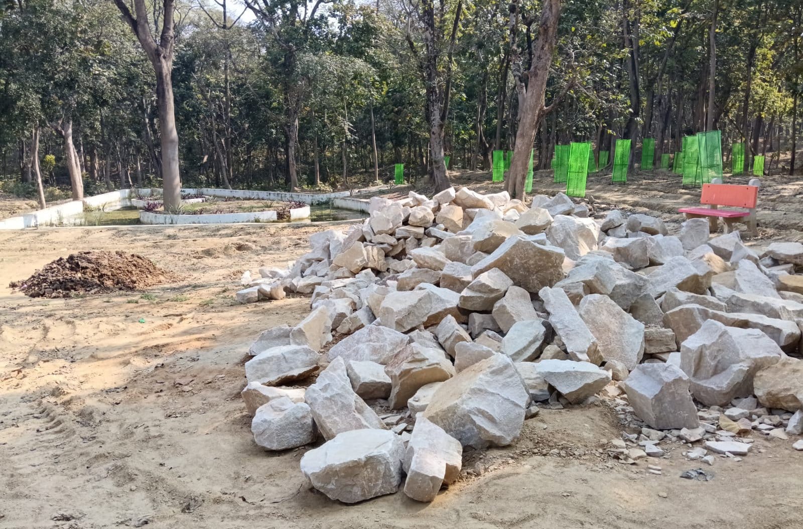 चिलबिला में निर्माणाधीन जैव विविधता पार्क। संवाद