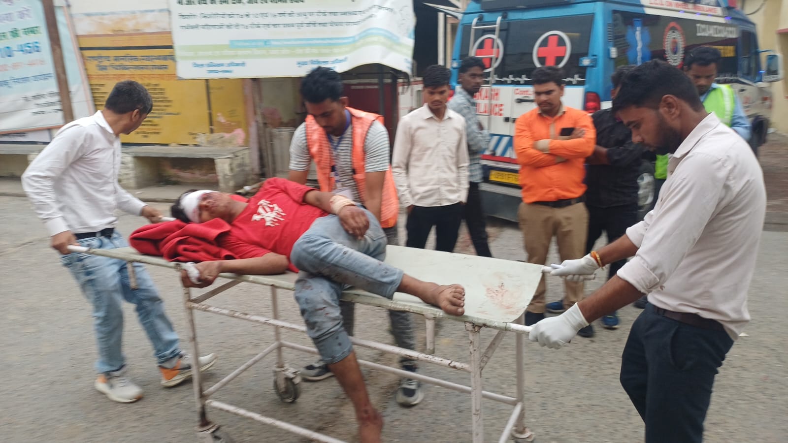 घायल महिला। घायल महिला।