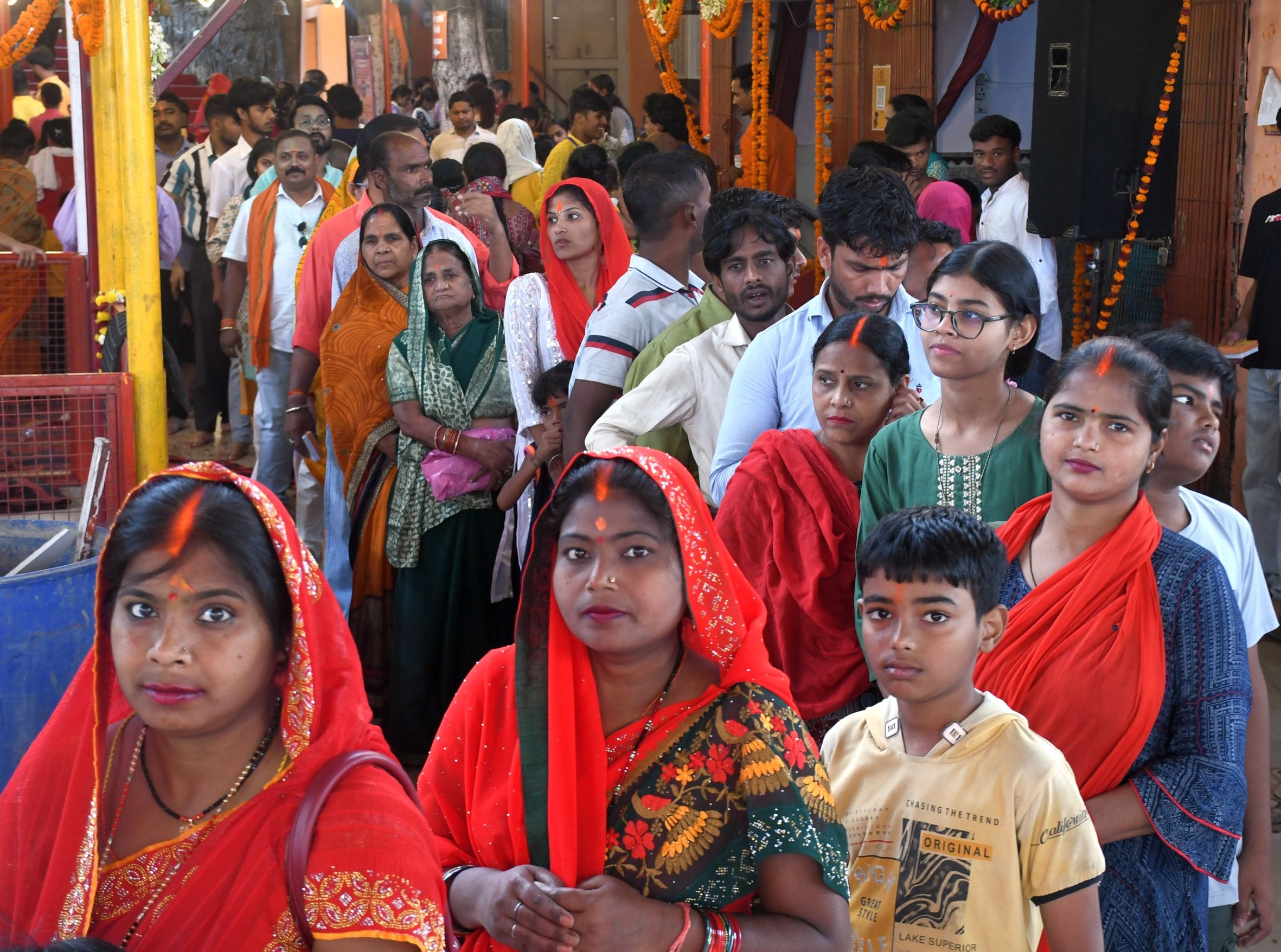 ज्येष्ठ माह के पहले बड़े मंगल पर लक्ष्मणनगरी पूरी तरह से मंगलमय नजर आई। 