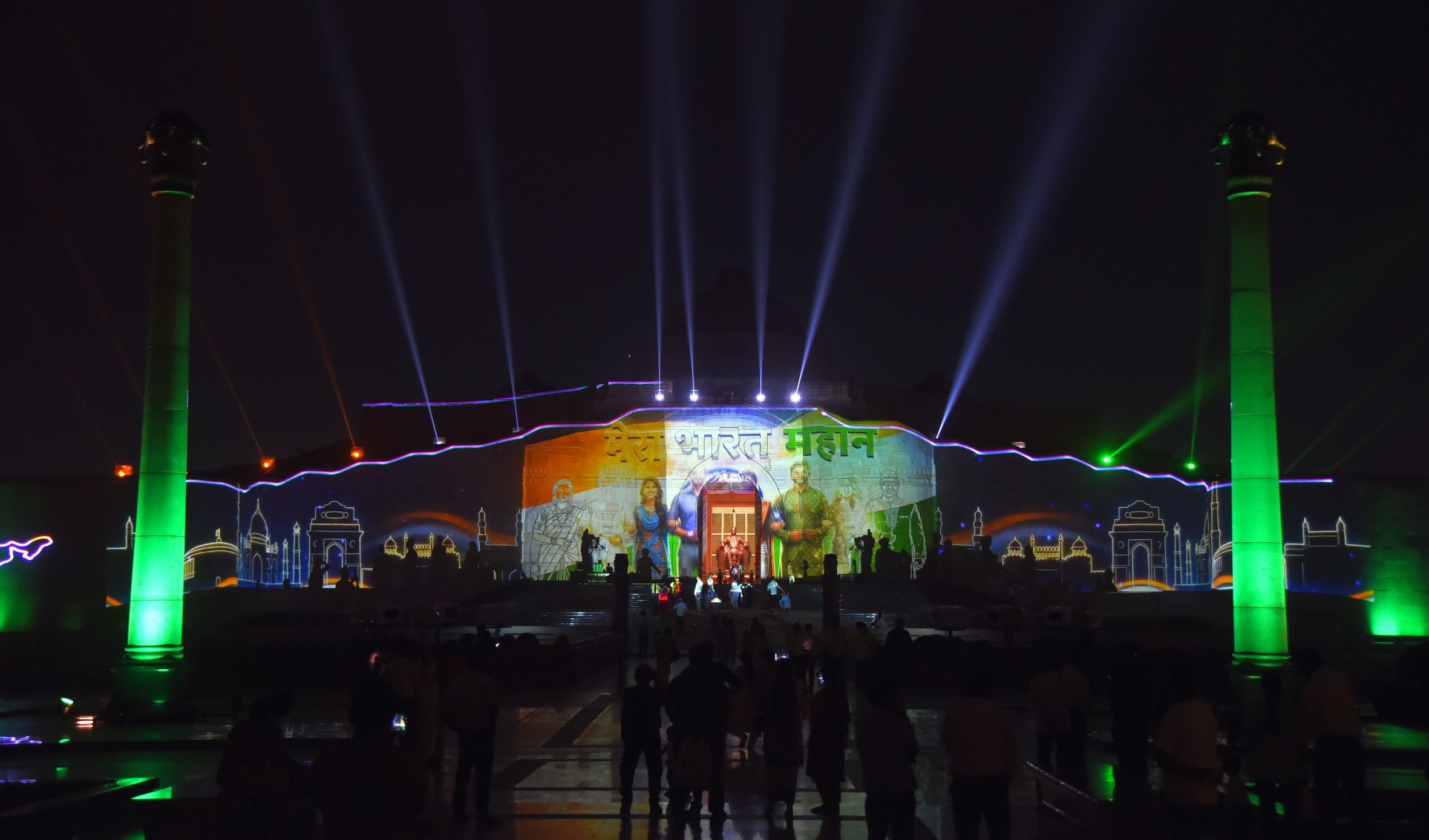 लाइट शो में दिखा बाबा साहब का जीवन