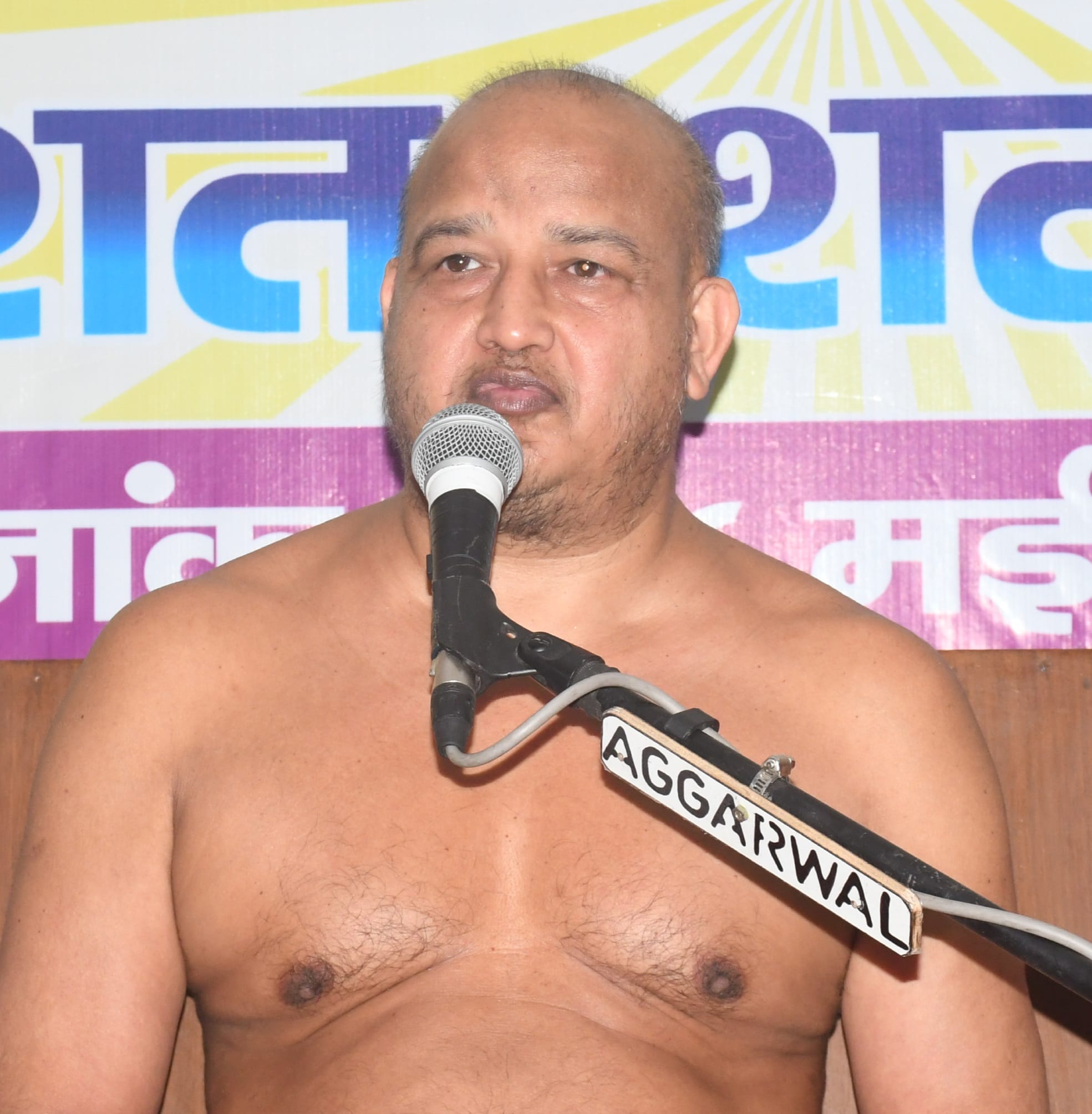 मेरठ..कंवलजीत..रेलवे रोड स्थित जैन बोर्डिंग हॉउस में सौरभ सागर जी महाराज के मंगल प्रवेश के दौरा