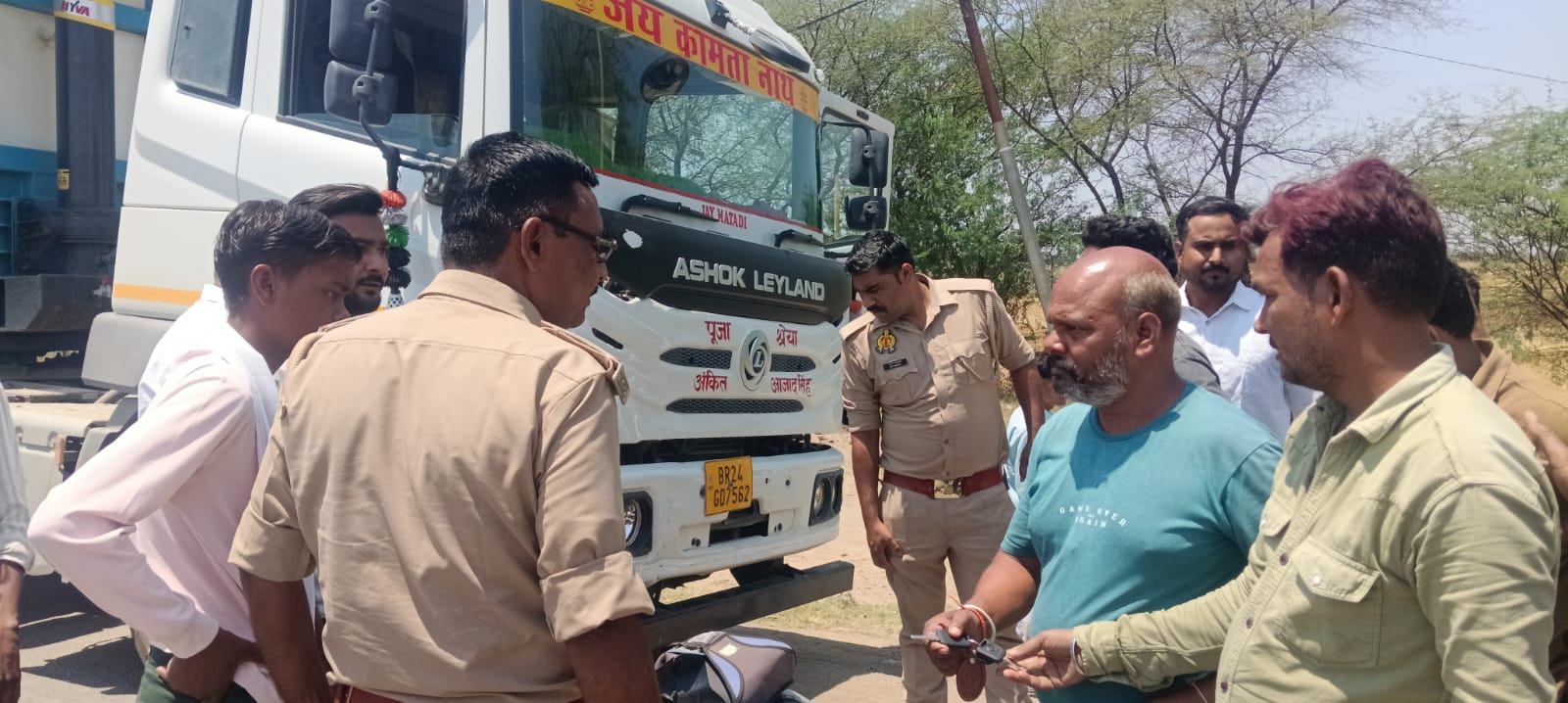 फोटो - 05 जिला अस्पताल में भर्ती कमल सिंह। संवाद