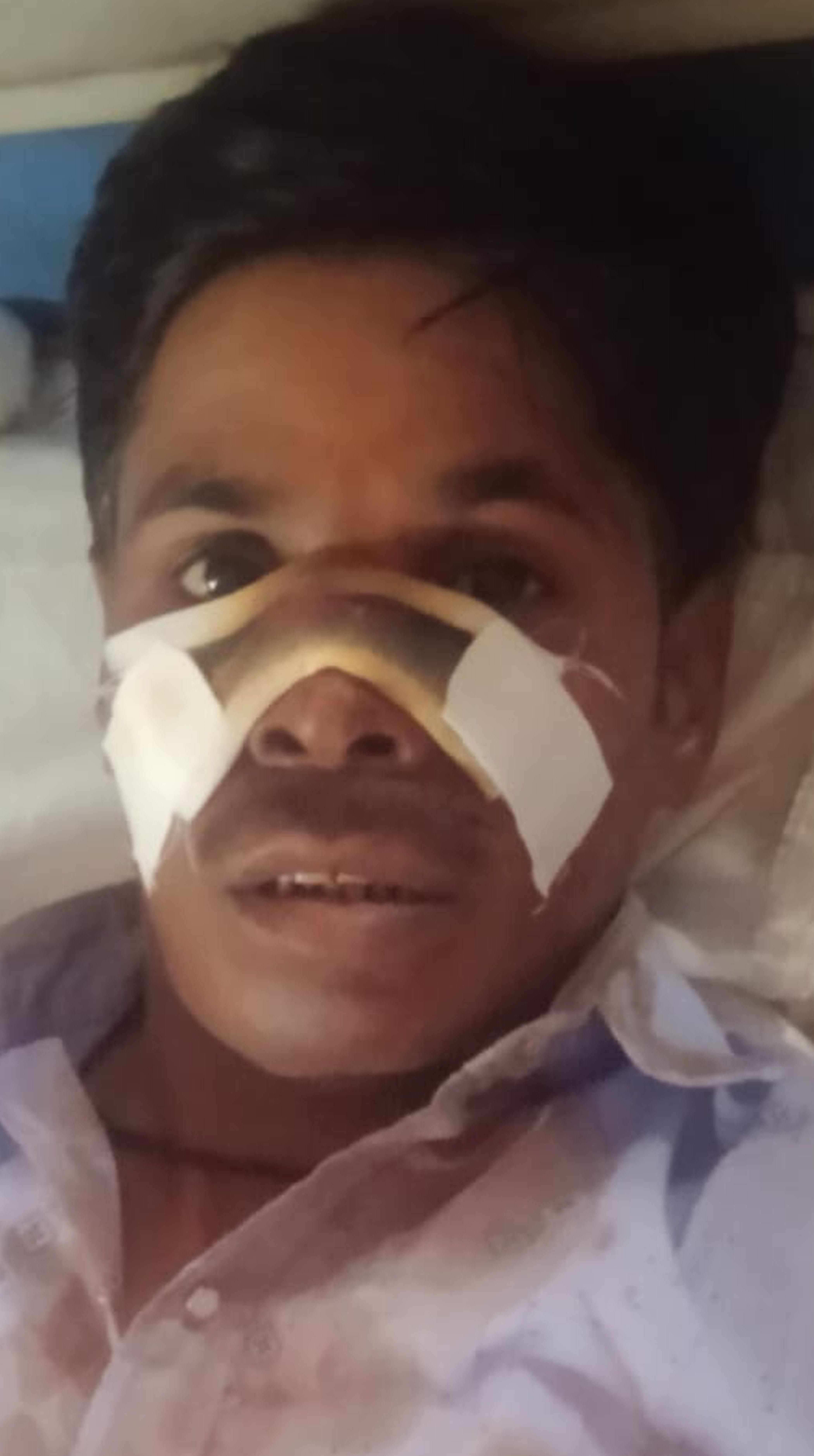 फोटो-35-क्षतिग्रस्त स्कूली बस के पास मौजूद भीड़। संवाद फोटो-35-क्षतिग्रस्त स्कूली बस के पास मौजूद भीड़। संवाद