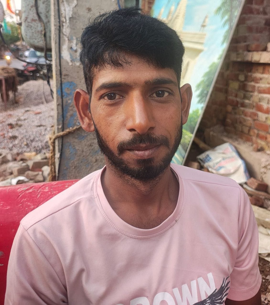 फोटो संख्या:60- वार्ड नंबर नौ में बर्तन में भरा गंदा पानी--स्रोत- मोहल्लावासी फोटो संख्या:60- वार्ड नंबर नौ में बर्तन में भरा गंदा पानी--स्रोत- मोहल्लावासी