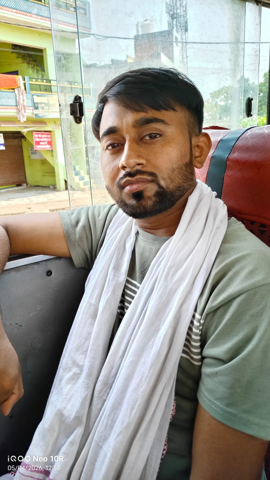 प्राइवेट बस स्टैंड परिसर में लगा वाटर कूलर के टोटियों से नहीं निकल रहा पानी। संवाद