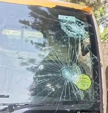 फोटो-64: बहादुरगढ़ में सफाई कर्मचारियों की ओर से कूड़ा उठाने का रोकने की सूचना ठेकेदार को देते कर फोटो-64: बहादुरगढ़ में सफाई कर्मचारियों की ओर से कूड़ा उठाने का रोकने की सूचना ठेकेदार को देते कर