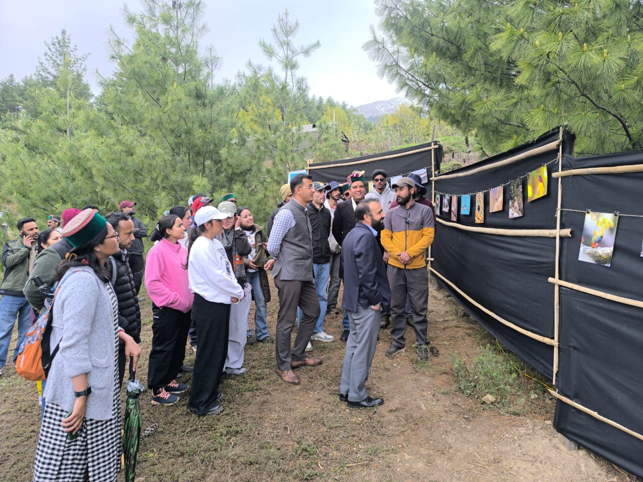 कल्पा के गोली कंडे में शुरू हुए बर्ड फेस्टिवल में पहुंचे उपायुक्त डॉ. अमित कुमार शर्मा, एसडीए
