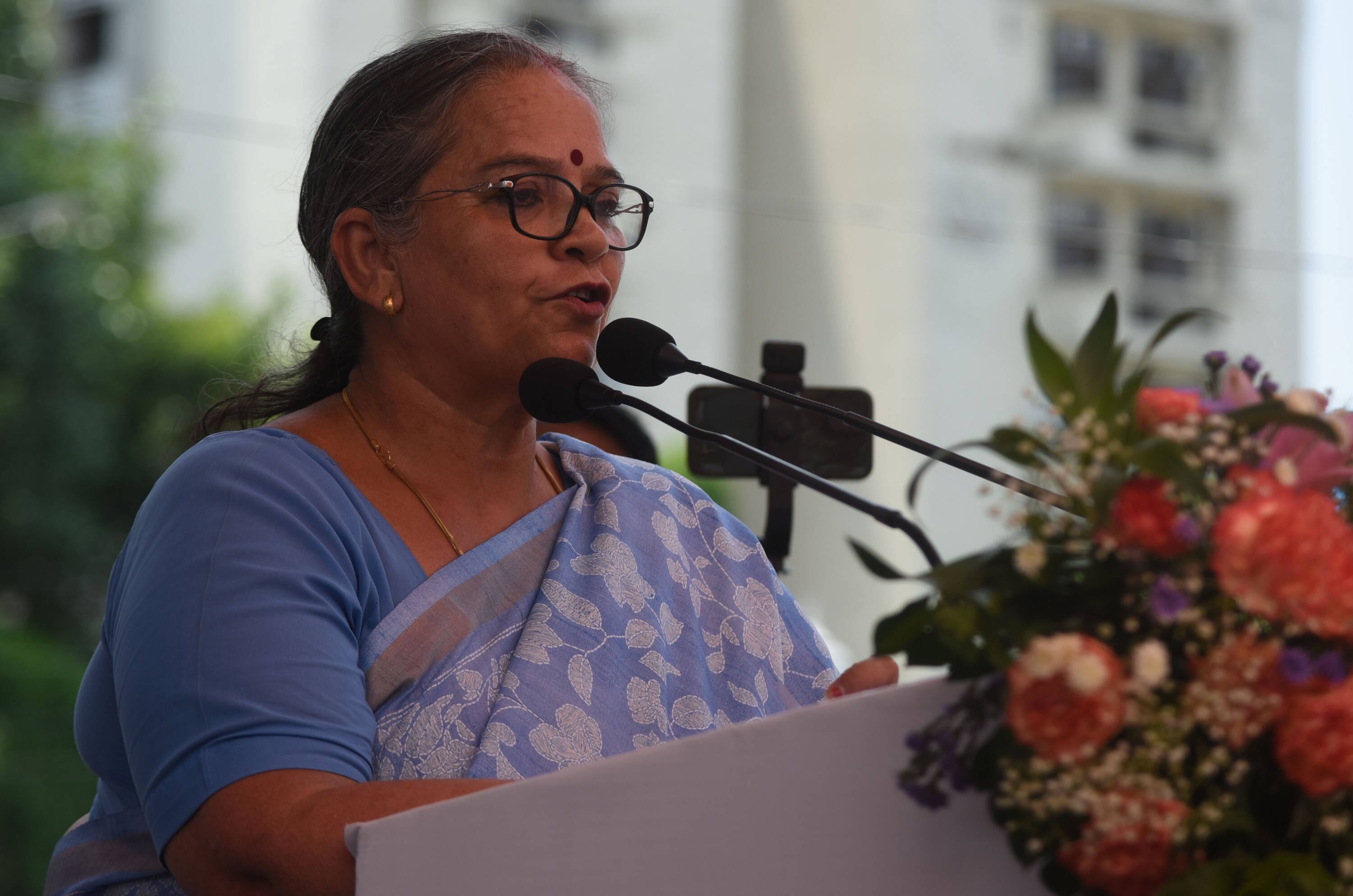 कार्यक्रम में पहुंचे मंत्री एके शर्मा, महापौर सुषमा खर्कवाल, जनगणना निदेशालय की निदेशक शीतल वर् कार्यक्रम में पहुंचे मंत्री एके शर्मा, महापौर सुषमा खर्कवाल, जनगणना निदेशालय की निदेशक शीतल वर्