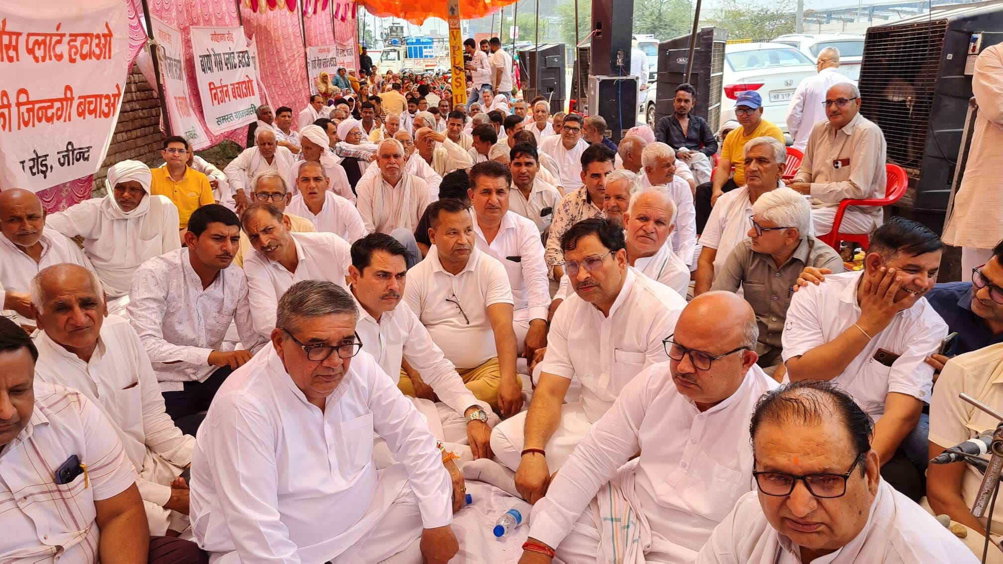 10जेएनडी24-महापंचायत में संबोधित करते बरोदा विधायक इंदुराज नरवाना। संवाद 10जेएनडी24-महापंचायत में संबोधित करते बरोदा विधायक इंदुराज नरवाना। संवाद