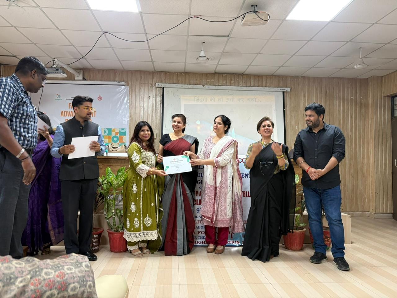 अंबाला छावनी के राजकीय पीजी कॉलेज में कार्यक्रम के दौरान मौजूद प्राध्यापक व गणमान्य। प्रवक्ता