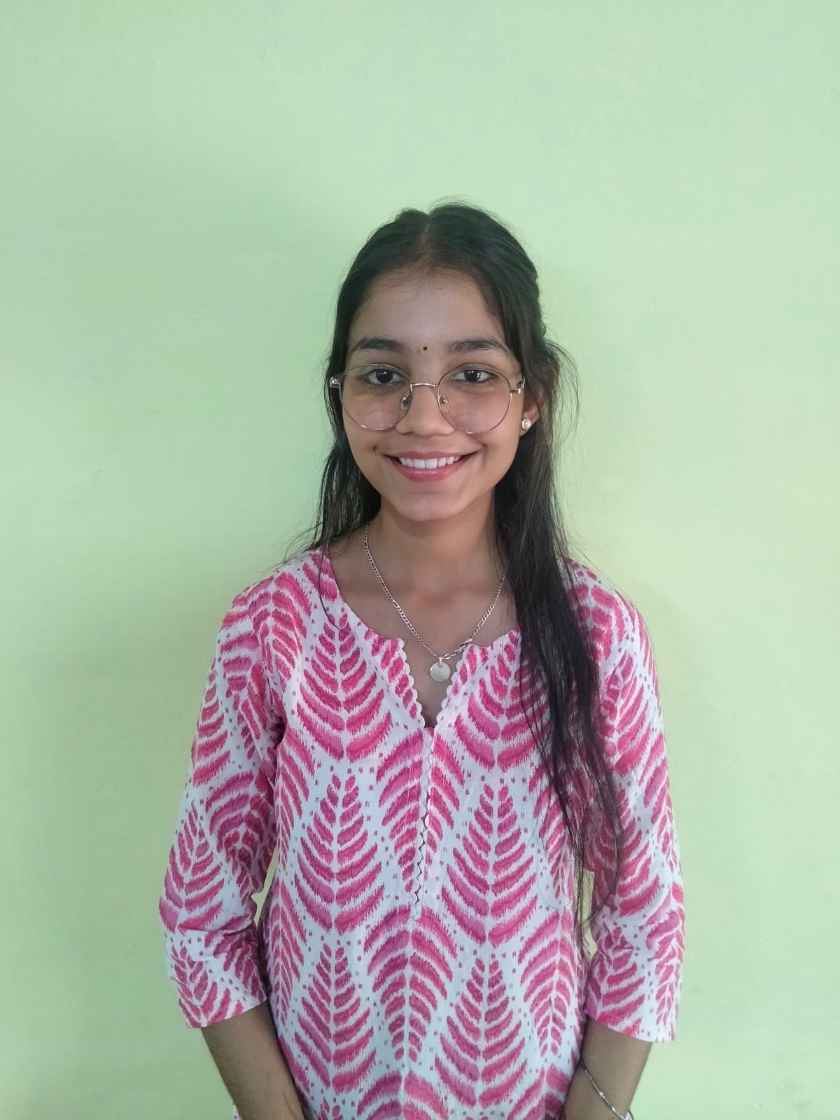 बोर्ड की मेरिट सूची में नौवां स्थान हासिल करने वाली राजकीय वरिष्ठ माध्यमिक पाठशाला पंजगाईं की न