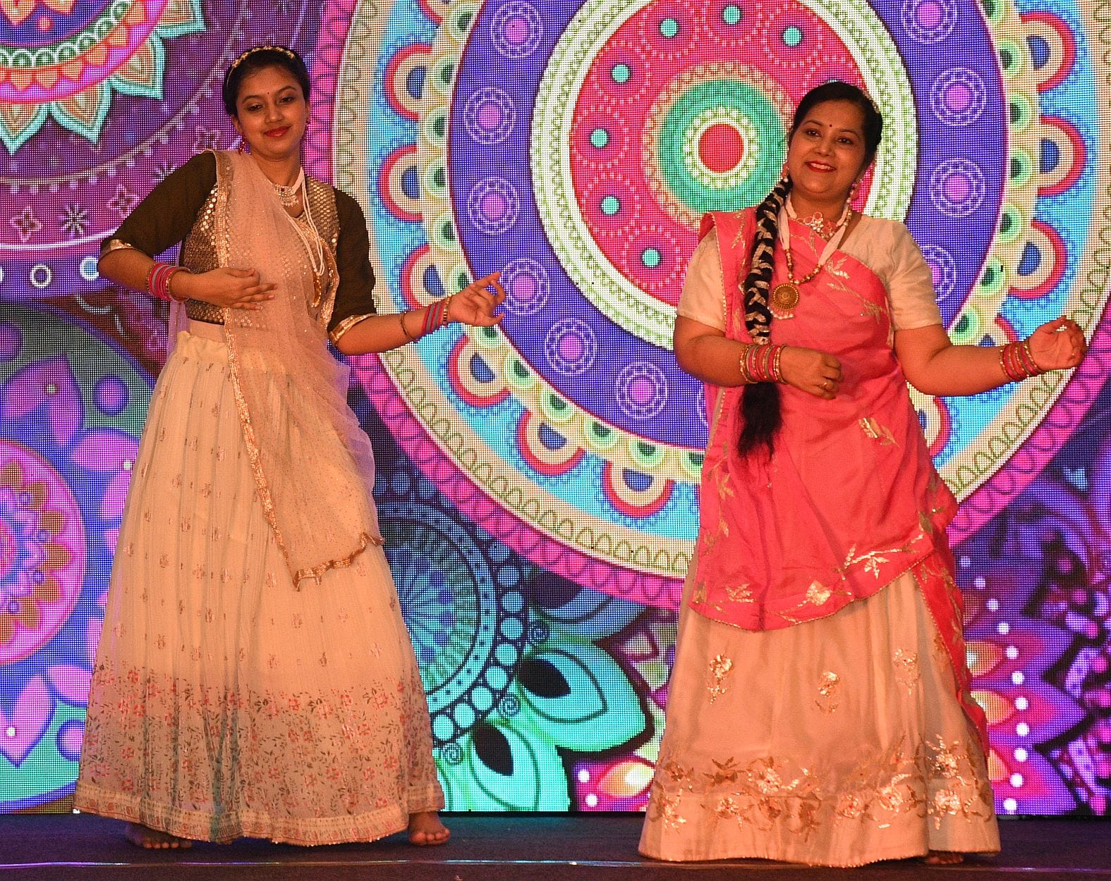 मातृ दिवस के उपलक्ष्य में शहर में विभिन्न स्थानों पर हुए आयोजन। मातृ दिवस के उपलक्ष्य में शहर में विभिन्न स्थानों पर हुए आयोजन।