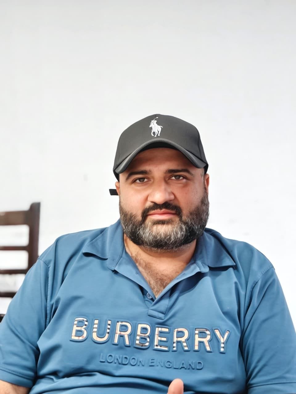नाहन में खंबों में उलझी तारों के जाल। संवाद