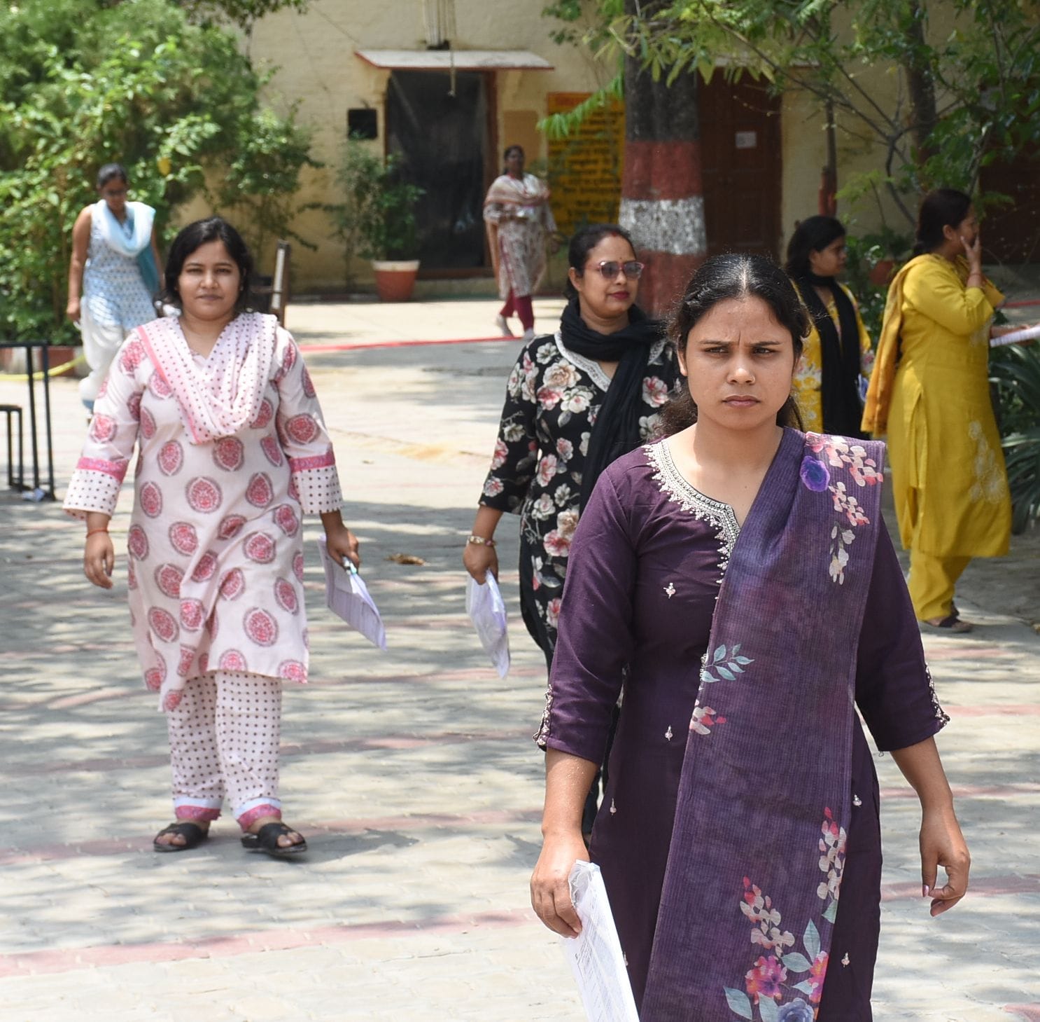 उत्तर प्रदेश शिक्षा सेवा चयन आयोग की ओर से शनिवार से 29 केंद्रों पर दो दिवसीय पोस्ट ग्रेजुएट टी
