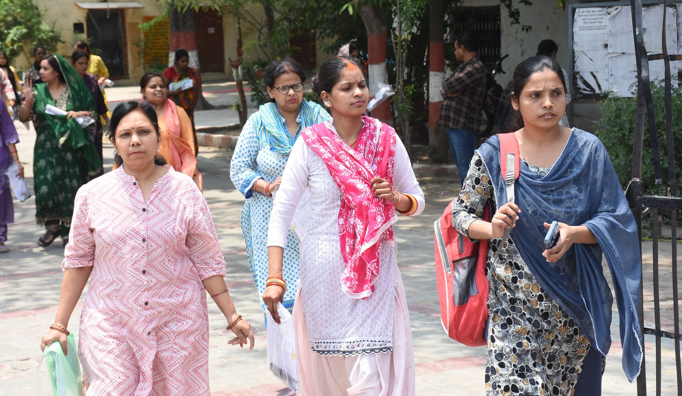उत्तर प्रदेश शिक्षा सेवा चयन आयोग की ओर से शनिवार से 29 केंद्रों पर दो दिवसीय पोस्ट ग्रेजुएट टी
