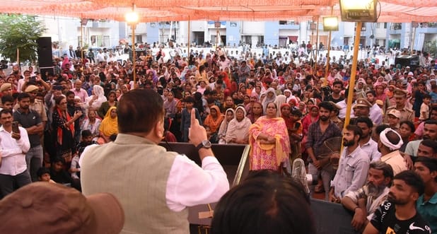 संजय सिंह ने बसंतकुंज में की सभा। संजय सिंह ने बसंतकुंज में की सभा।
