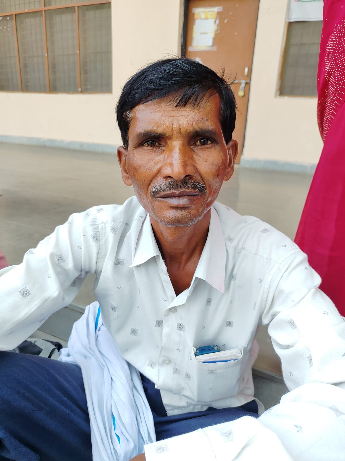 फोटो -22- तहसील परिसर में नारेबाजी करते अधिवक्ता। संवाद फोटो -22- तहसील परिसर में नारेबाजी करते अधिवक्ता। संवाद