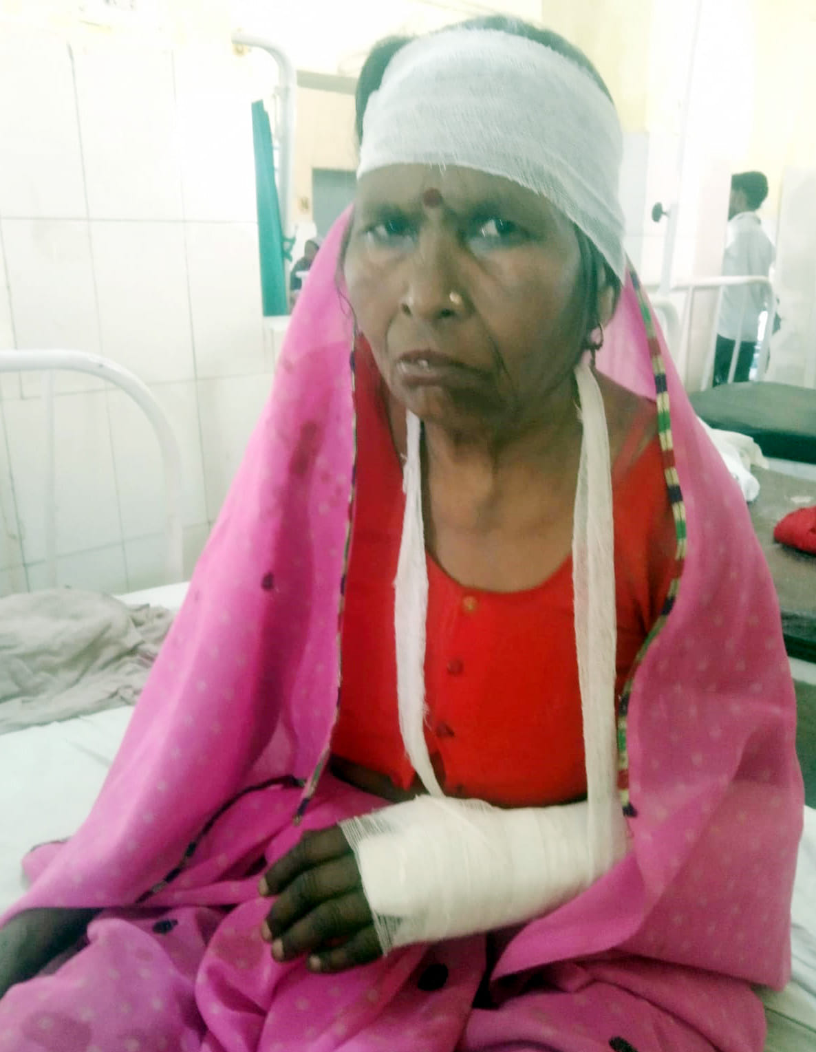 घायल ओमवती। संवाद घायल ओमवती। संवाद