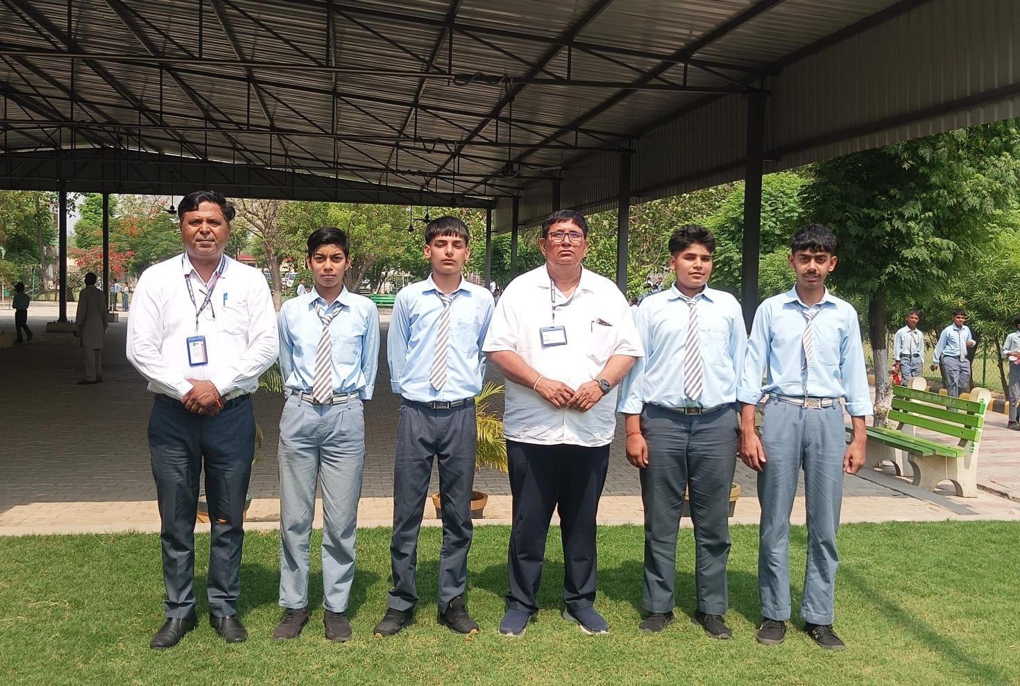 12जेएनडी20-बीडीपीओ कार्यालय अलेवा में लोगों की समस्या सुनते एसडीएम उचाना रमित यादव। स्रोत प्रशा 12जेएनडी20-बीडीपीओ कार्यालय अलेवा में लोगों की समस्या सुनते एसडीएम उचाना रमित यादव। स्रोत प्रशा