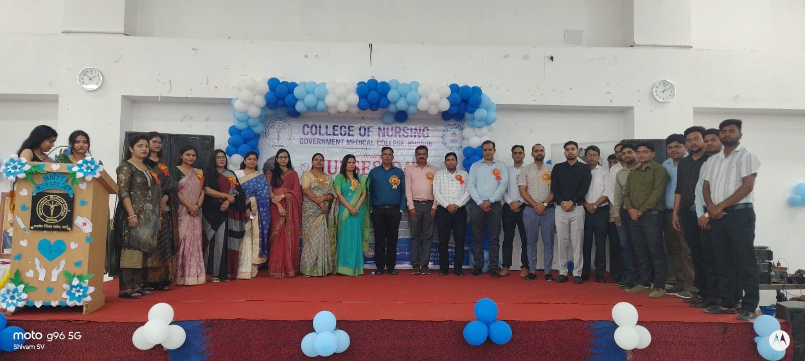 अंतरराष्ट्रीय नर्स दिवस पर बिल्सी सीएचसी पर हुए कार्यक्रम में हिस्सा लेती नर्स। संवाद