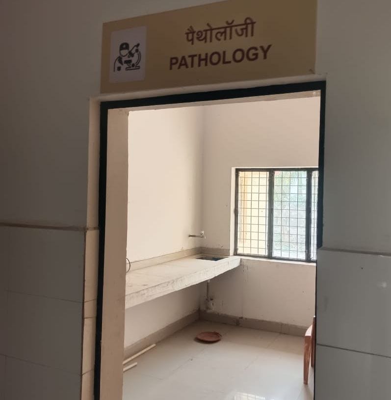 फोटो-30-गंजजलालाबाद स्थित प्राथमिक स्वास्थ्य केंद्र। संवाद