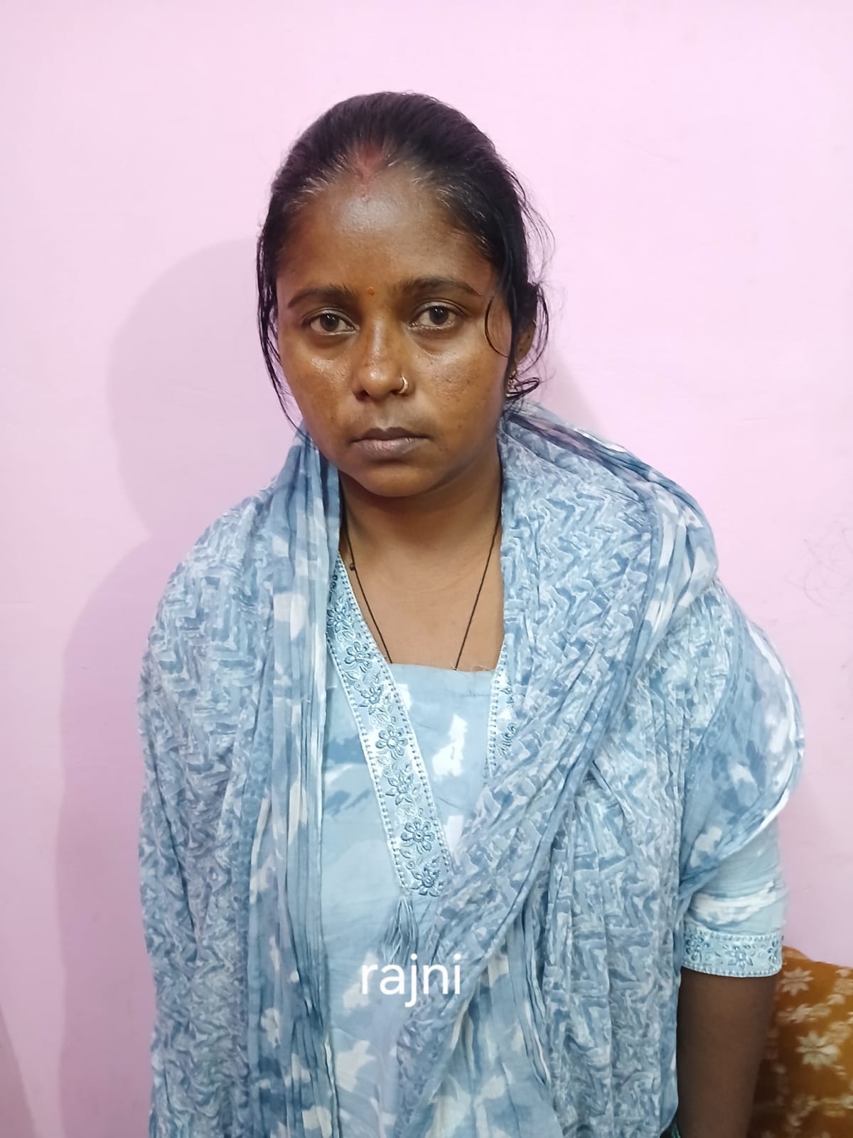 पुलिस की गिरफ्त में आरोपी। पुलिस की गिरफ्त में आरोपी।