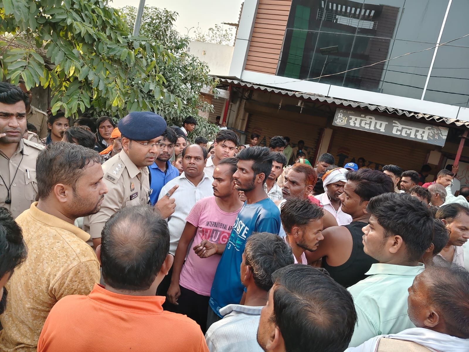 सर्वेश की फाइल फोटो। सर्वेश की फाइल फोटो।