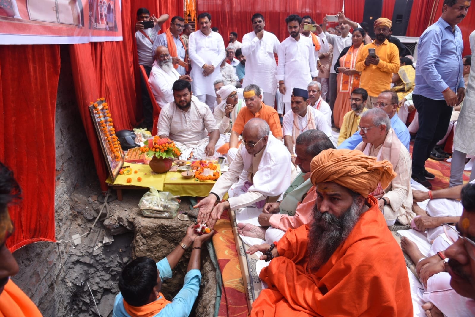 विहिप के प्रांतीय कार्यालय का भूमि पूजन