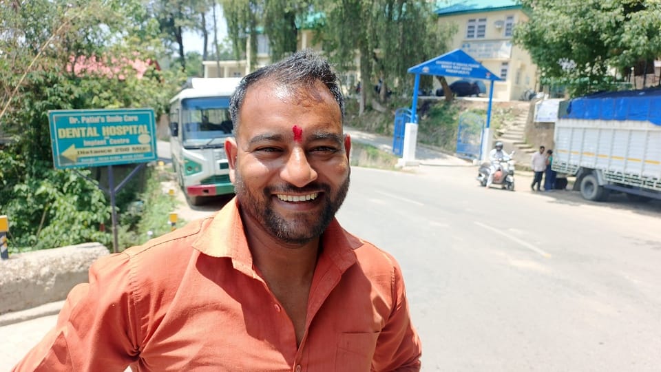 अजय, निवासी पक्का भरो अजय, निवासी पक्का भरो