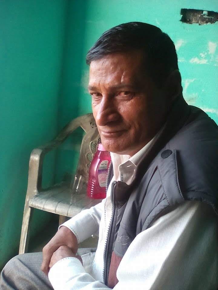 प्रॉपर्टी डीलर की हत्या के बाद मौजूद पुलिस व फारंसिक टीम। संवाद प्रॉपर्टी डीलर की हत्या के बाद मौजूद पुलिस व फारंसिक टीम। संवाद