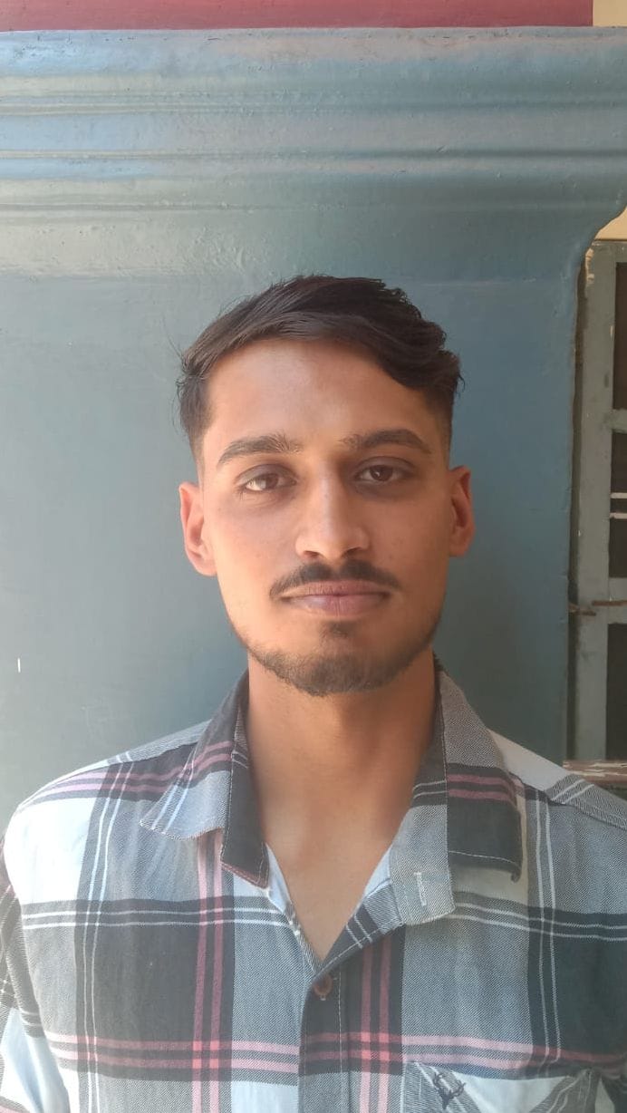 आस्था सिंघल। प्रथम बार मतदान, नाहन।