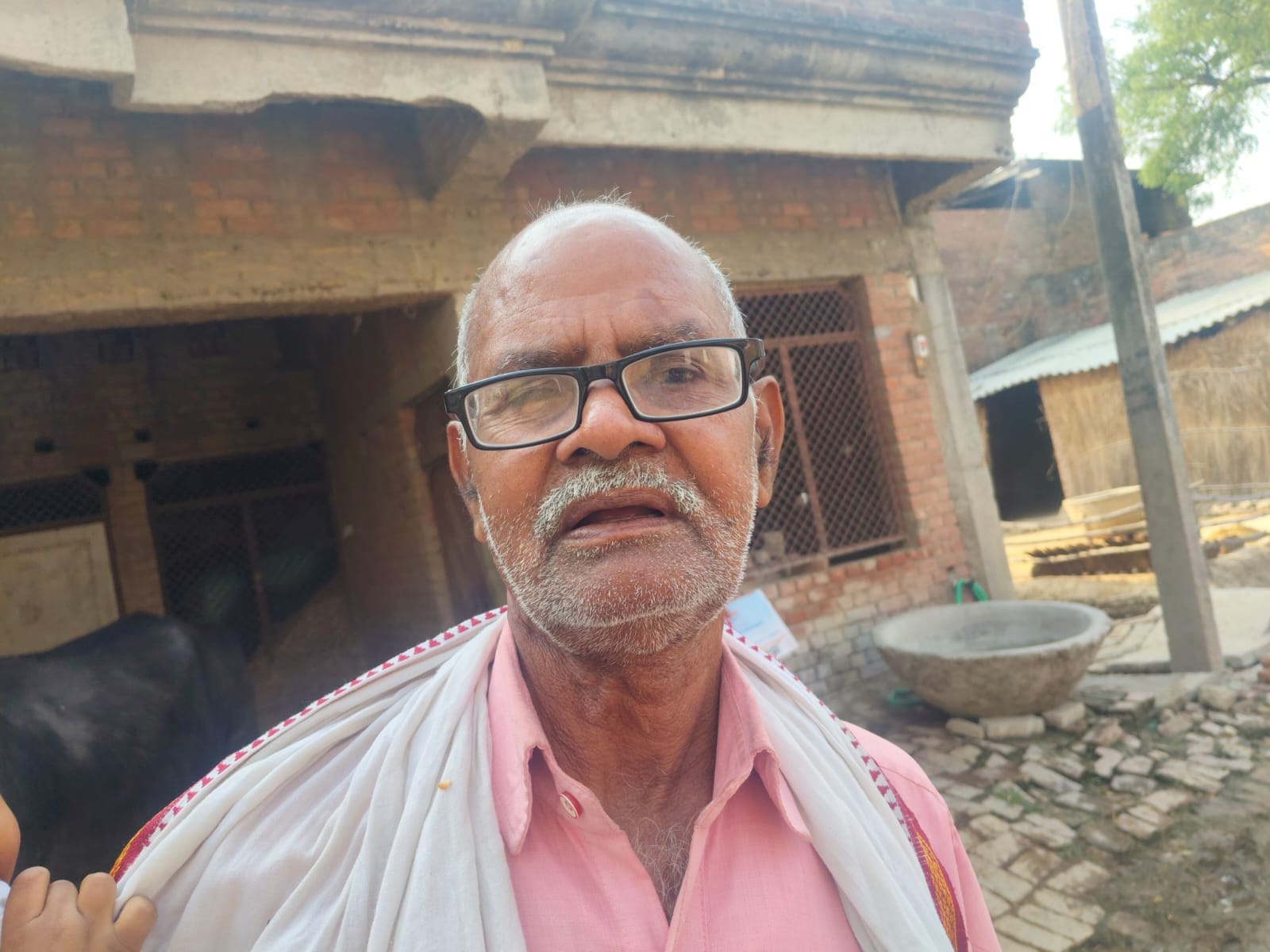 चायल के फतेहपुर सहावपुर में बंद पड़ा सरकारी नलकूप। संवाद चायल के फतेहपुर सहावपुर में बंद पड़ा सरकारी नलकूप। संवाद