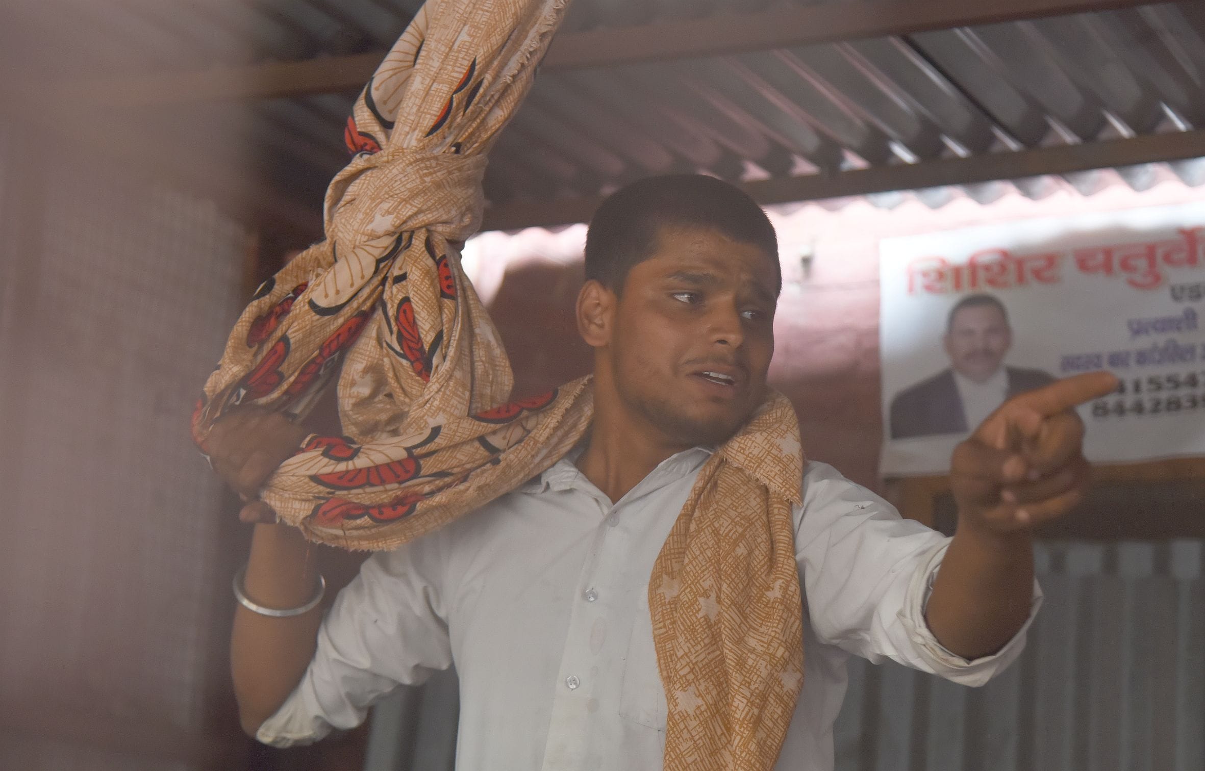 वकीलों के अवैध चैंबर तोड़े गए। वकीलों ने कार्रवाई का विरोध किया। वकीलों के अवैध चैंबर तोड़े गए। वकीलों ने कार्रवाई का विरोध किया।