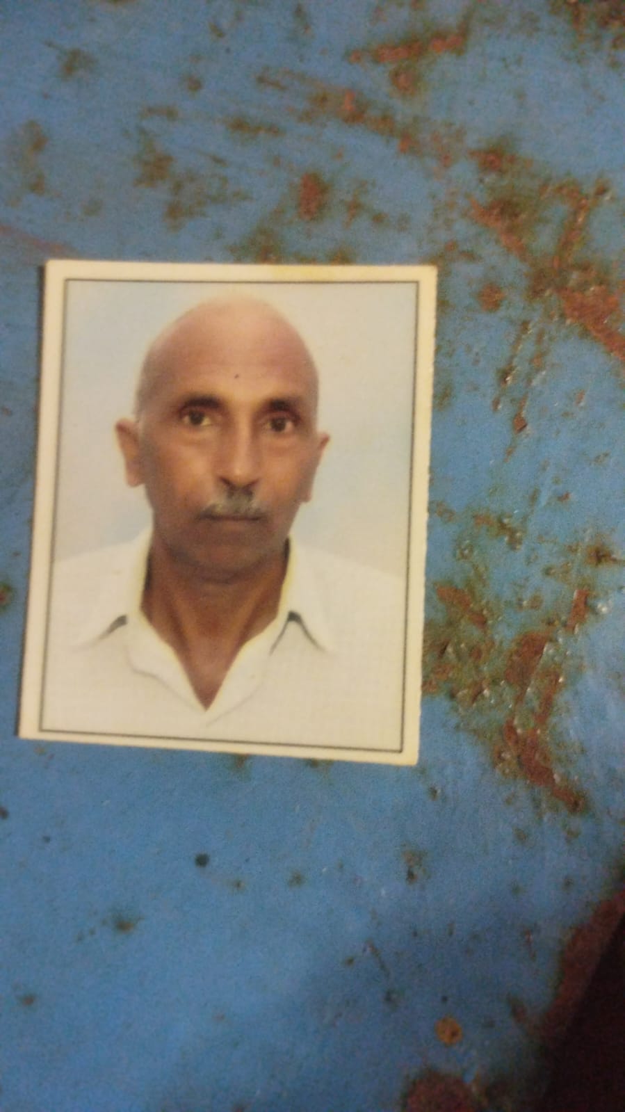 अंबाला-दिल्ली हाईवे स्थित डीआरएम कार्यालय के निकट हादसे के बाद पुलिस कार्रवाई करते हुए: संवाद अंबाला-दिल्ली हाईवे स्थित डीआरएम कार्यालय के निकट हादसे के बाद पुलिस कार्रवाई करते हुए: संवाद