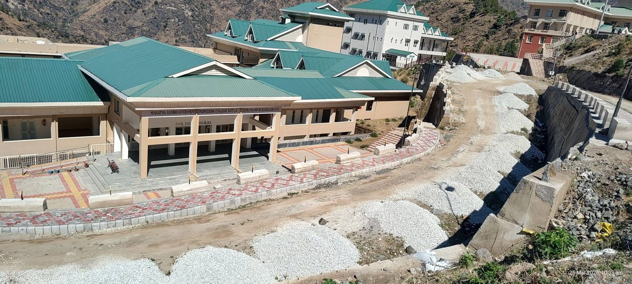 क्याव निवासी अशोक कुमार। संवाद क्याव निवासी अशोक कुमार। संवाद
