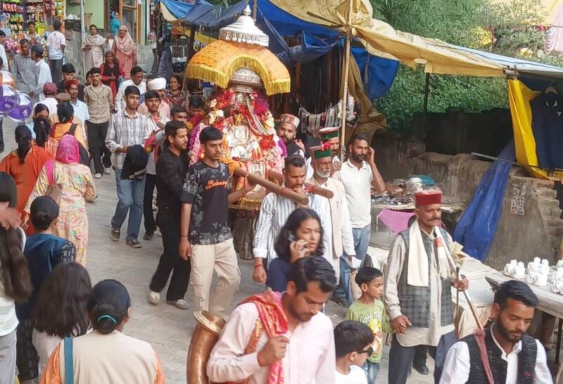 मुददा--भाग चंद।-संवाद