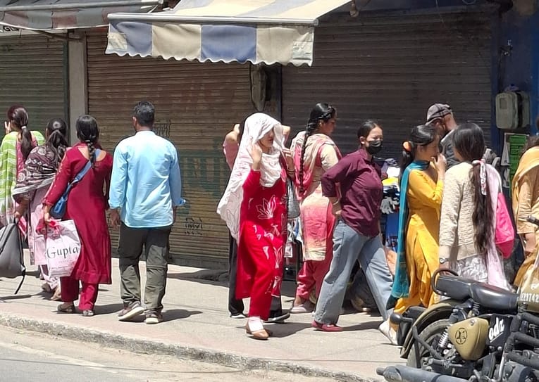 मुददा--भाग चंद।-संवाद
